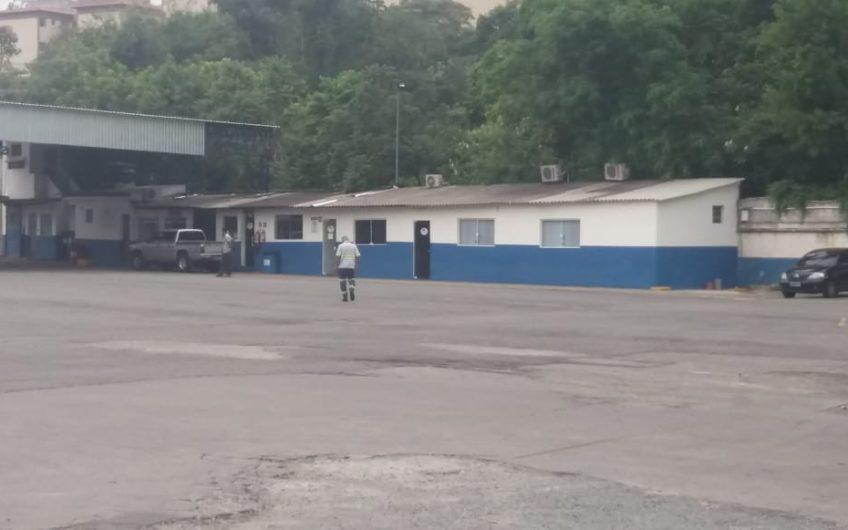 Grande Área para Investimentos comerciais,,, são 20.000Metros Quadrados de Terreno. Valor : R$ 30.000.000,00   REF: 04 # Visitas, Somente com os nossos Corretores de Imóveis.