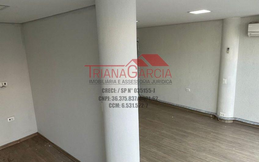 Vende Sala Comercial 45M² com 02 Elevadores em São Paulo- Brás!!! Ótimo Ponto Comercial e Ótima Localização!!! Ref: 34