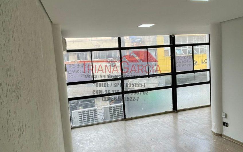 Vende Sala Comercial 45M² com 02 Elevadores em São Paulo- Brás!!! Ótimo Ponto Comercial e Ótima Localização!!! Ref: 34