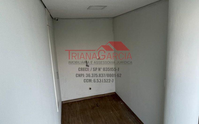 Vende Sala Comercial 45M² com 02 Elevadores em São Paulo- Brás!!! Ótimo Ponto Comercial e Ótima Localização!!! Ref: 34