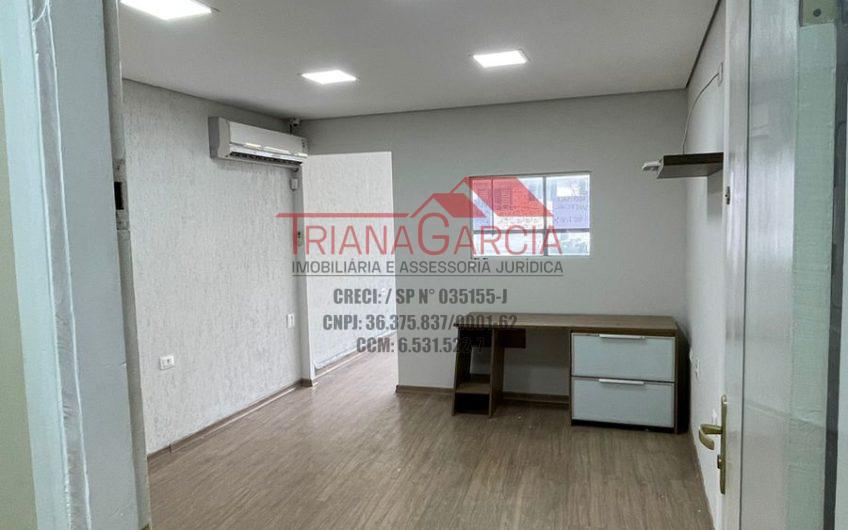 Vende Sala Comercial 45M² com 02 Elevadores em São Paulo- Brás!!! Ótimo Ponto Comercial e Ótima Localização!!! Ref: 34
