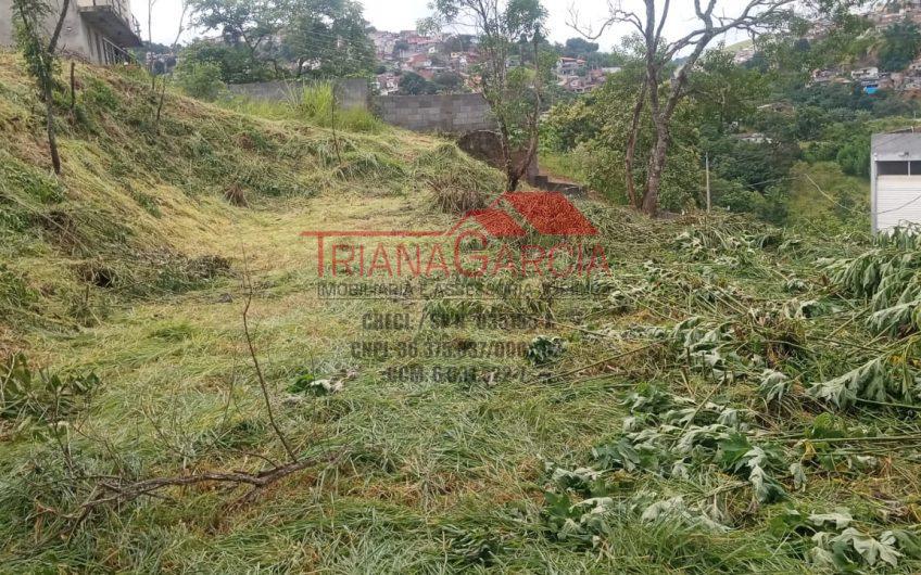 Vende Terreno de 799M² em Santa Isabel – SP. Ótima Localização e Próximo ao Centro!!! Ref: 44