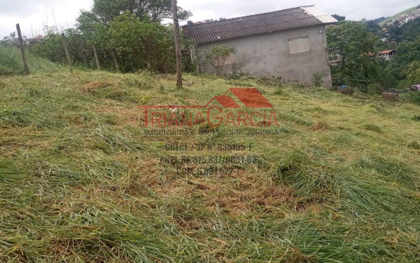 Vende Terreno de 799M² em Santa Isabel – SP. Ótima Localização e Próximo ao Centro!!! Ref: 44