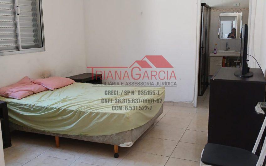 Vende Casa na Cidade Ocean. Praia Grande de 02 Dormitórios com 02 Vagas de Garagem. Ref: 54