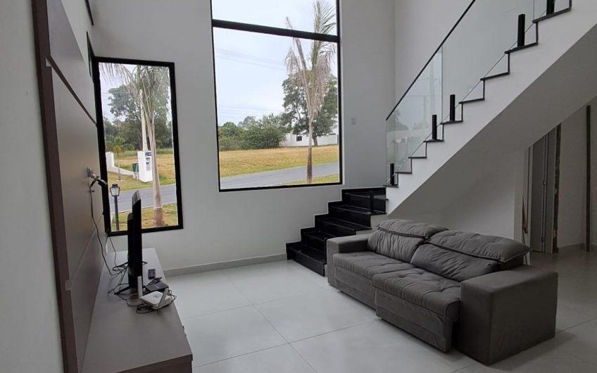 Vende Sobrado de Alto Padrão em Condomínio Fechado no Interior de São Paulo – Riviera  Santa Cristina XIII Ref: 57