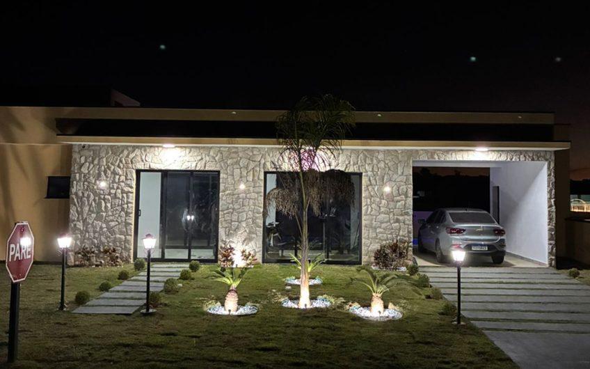 Vende Casa de Alto Padrão em Condomínio Fechado próximo da Represa – Interior de São Paulo – Riviera Santa Cristina XIII – Ref: 58