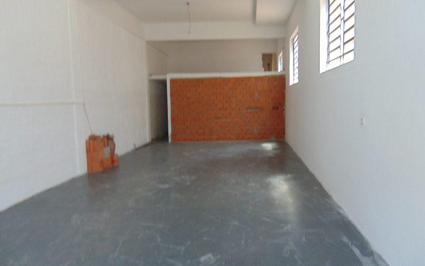 Aluga Salão de 100M² na Zona Norte de São Paulo em Avenida, Ótima Localização e Ótimo Salão. Ref: 59