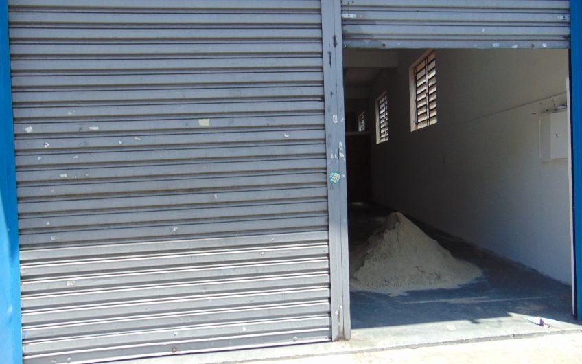Aluga Salão de 100M² na Zona Norte de São Paulo em Avenida, Ótima Localização e Ótimo Salão. Ref: 59