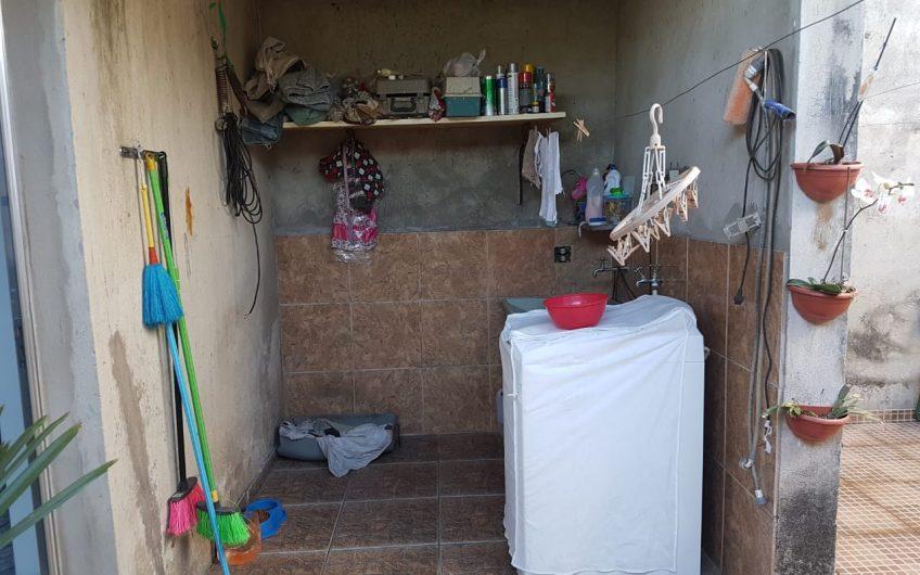 Vende um Sobrado em Santana de Parnaíba, Próximo a 12 minutos de Alphaville, Ótima Localização e Ótima Construção.  Ref: 60